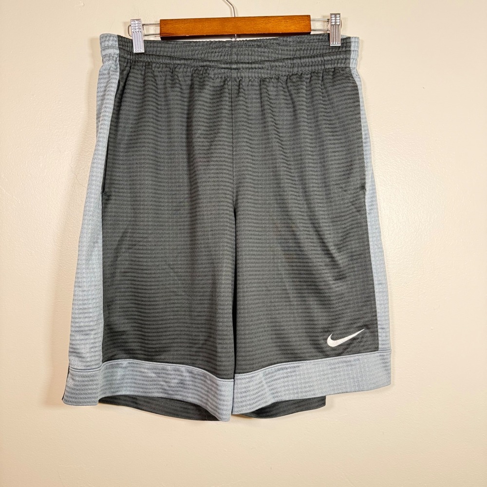 Nike Dri-FIT Elite Basketball Athletic Shorts Size Medium Gray